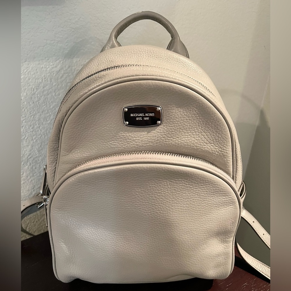 MICHAEL KORS BACKPACK